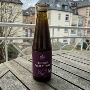 Naturstoffküche_Freiburg_Ingwer_Shot_Chaga